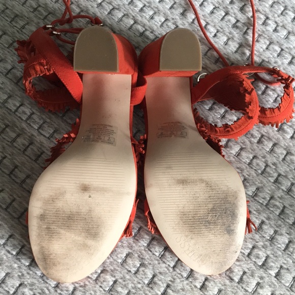 Guess Heels - Picture 7 of 8